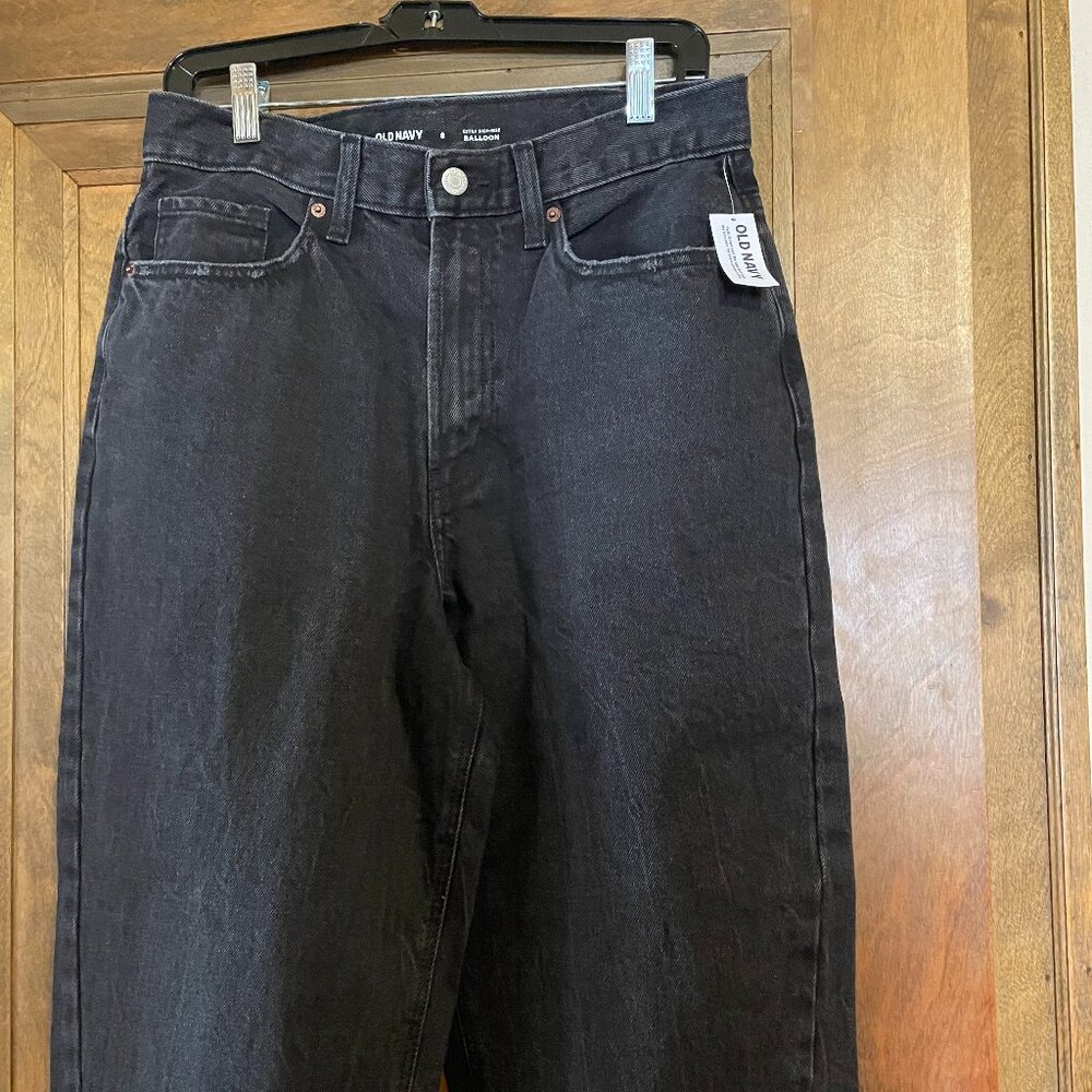 FIRM. NWT Old Navy Dark Wash Denim Jeans Extra High-Rise Balloon. Size 8 Women's - Picture 4 of 16
